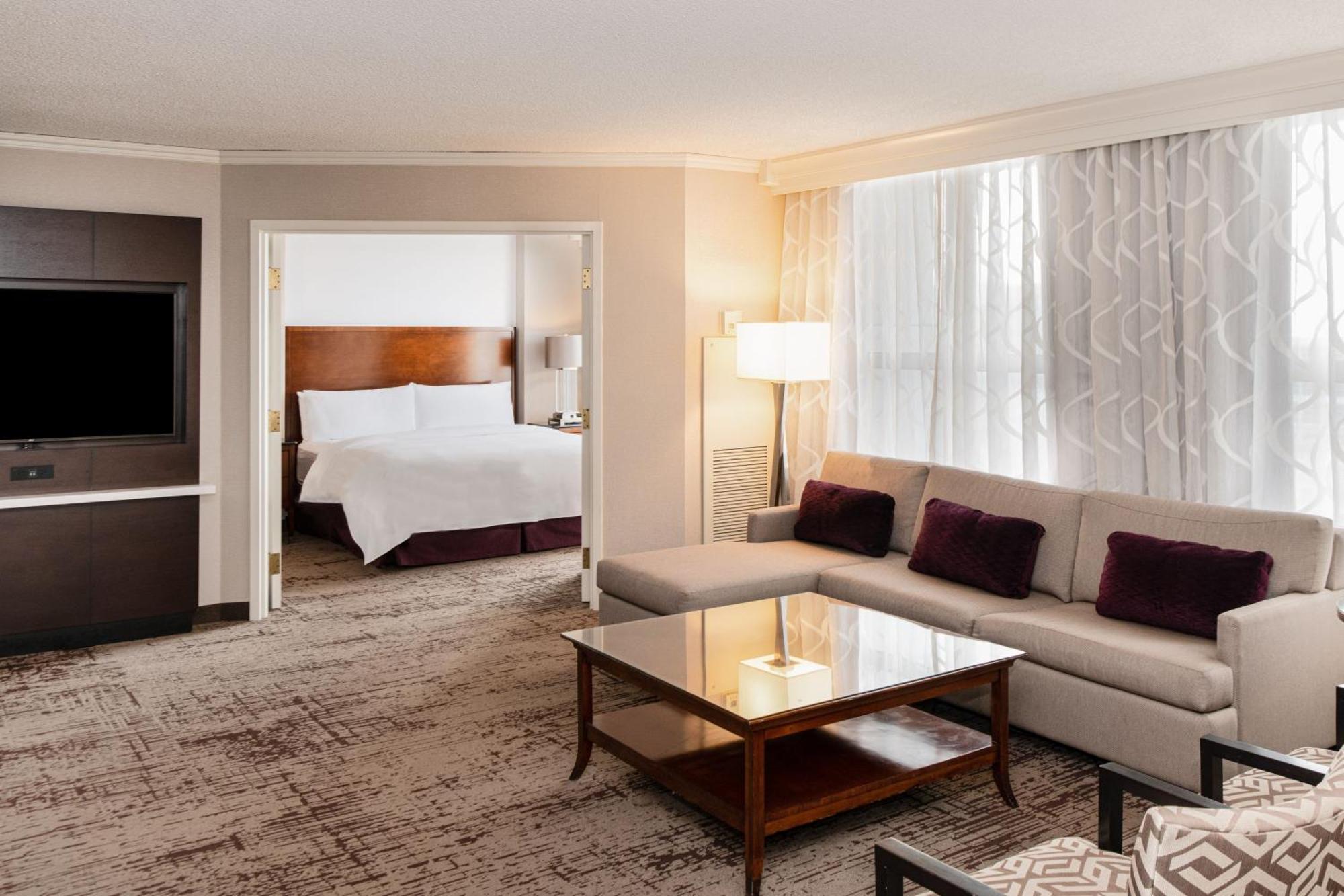 Chicago Marriott Suites Дирфилд Экстерьер фото